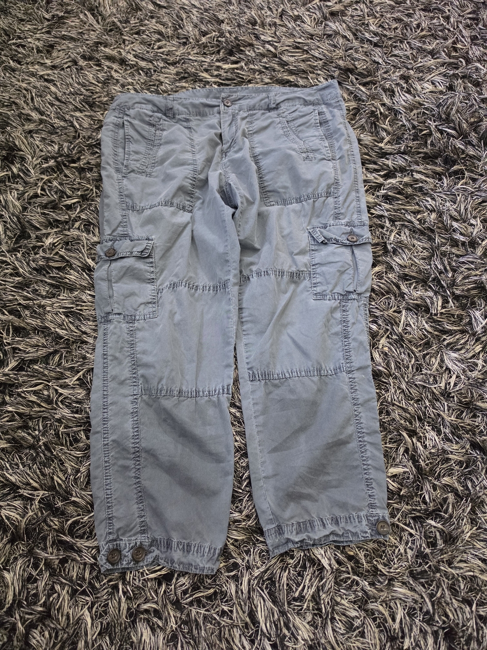 Joie Casual Cargo Capri Pants in Light Blue/gray